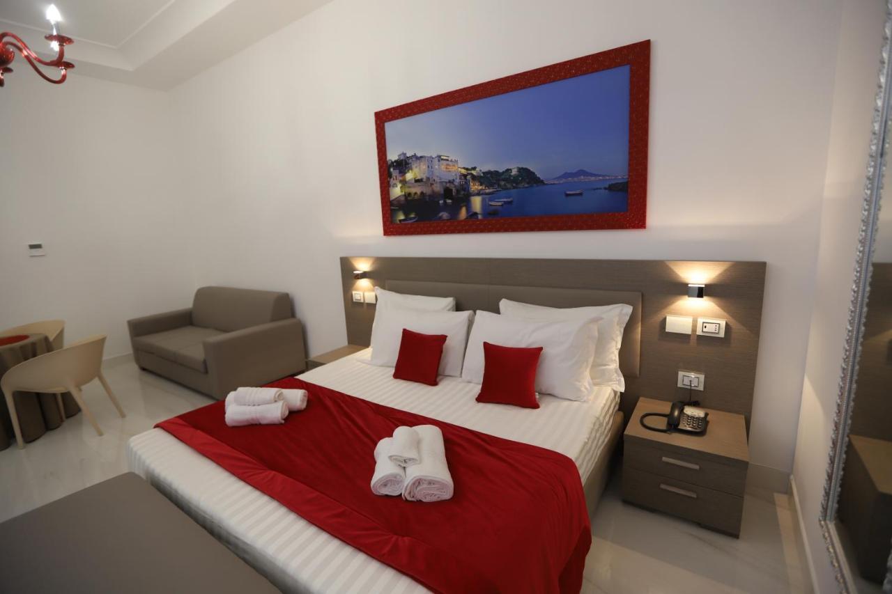 Mecla Suites Неаполь Экстерьер фото